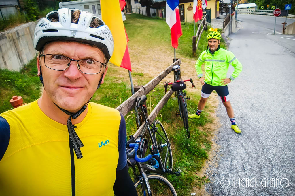 Vinadio Vinadio in bici da corsa: bici a terra. Pronti? Via!