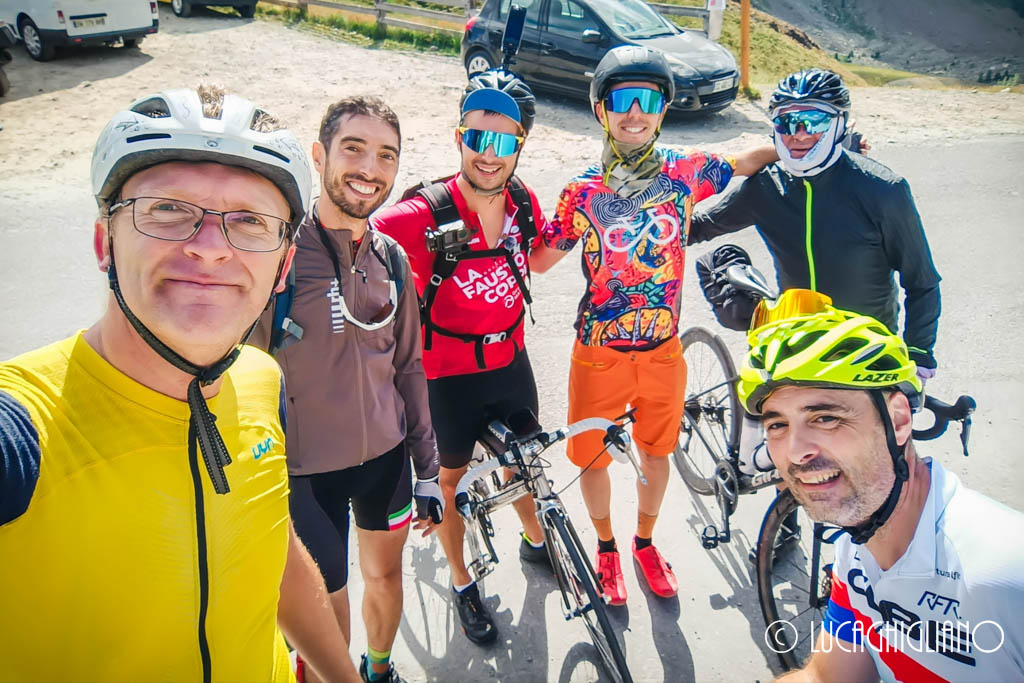 Vinadio Vinadio in bici da corsa: un saluto con gli amici del Matteo Bacchetta