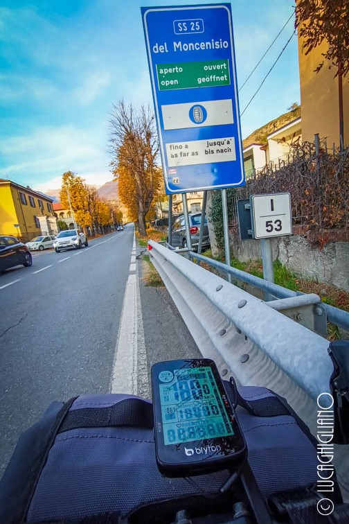 Il colle del Moncenisio in bici da corsa è aperto... non solo alle bici ovviamente